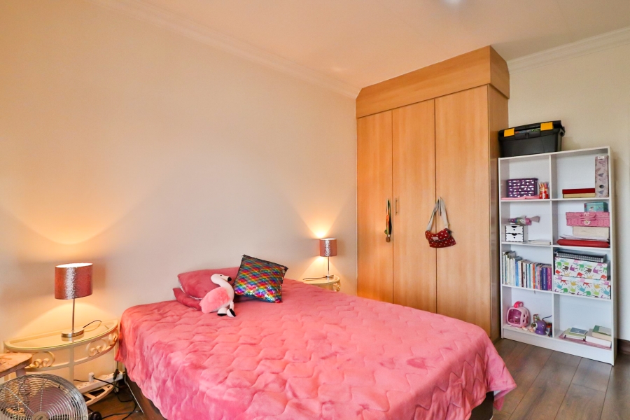 To Let 3 Bedroom Property for Rent in The Coves North West